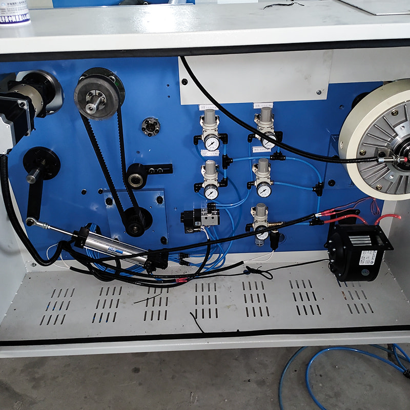 Semi-automatic aluminum foil rewinder